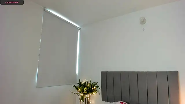 sophie_connors webcam