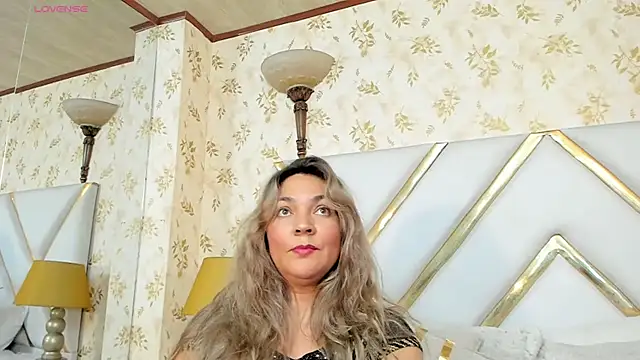 MalorySweet webcam