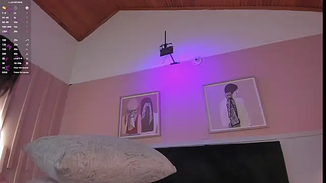 elodie_walker webcam