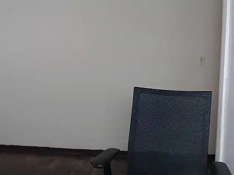 QUEENMANDYY webcam