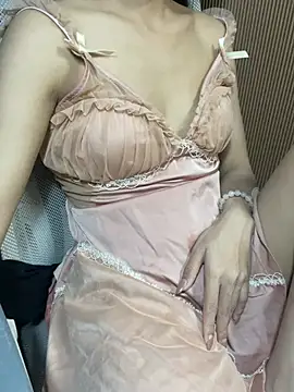Mina048 webcam
