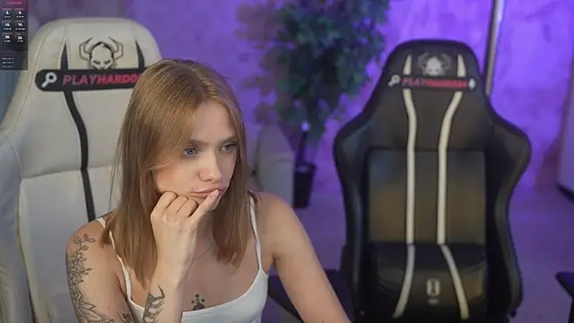 Angy_Netal webcam