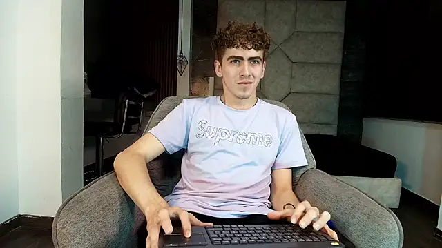 Tyler_Mcrey webcam