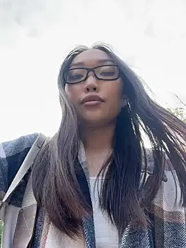 trytomakememoam webcam