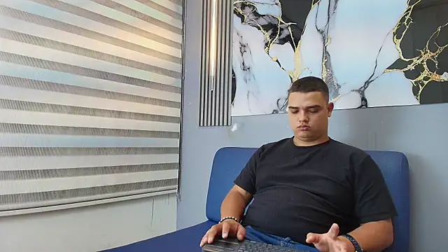 frank_miller2 - Frank_Miller2's free webcam - UK Sex Cams