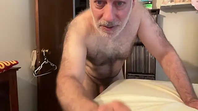 knb10024 live cam on StripChat