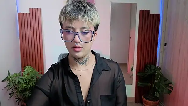 Rebeka-baker webcam