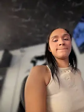 Isabella-Teen webcam