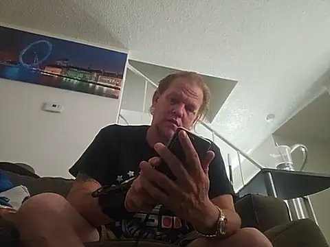 yourMasterisBored webcam