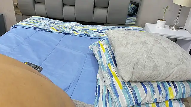 Charlie___Musk Live Web Cam Show