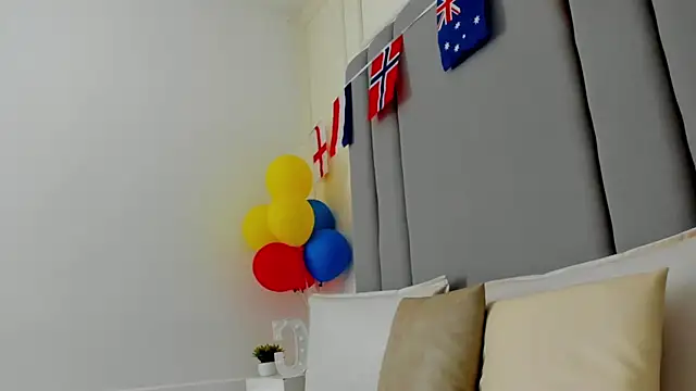 CannelaSmith webcam
