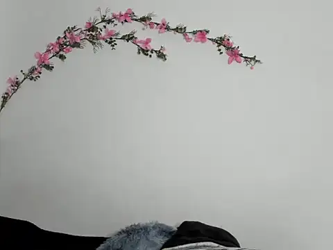Conie_Squirtt webcam