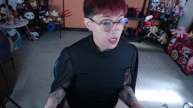 MissMiia2 webcam