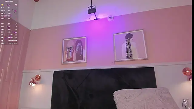 elodie_walker webcam
