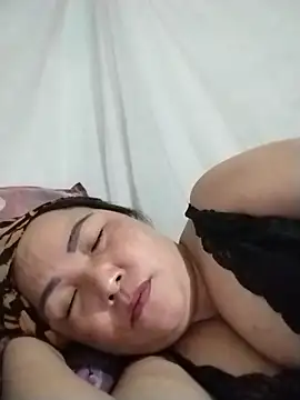 Naaya8109 webcam