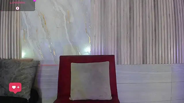 BriannaChelsea webcam