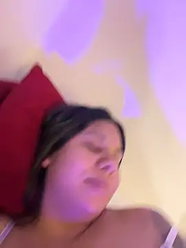 downsonmia - DownsonMia's free webcam - UK Sex Cams