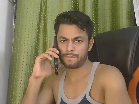 Stubborndesiboy webcam