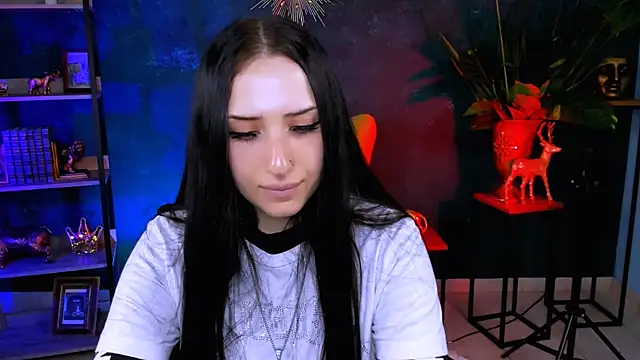 MonicaLowes webcam