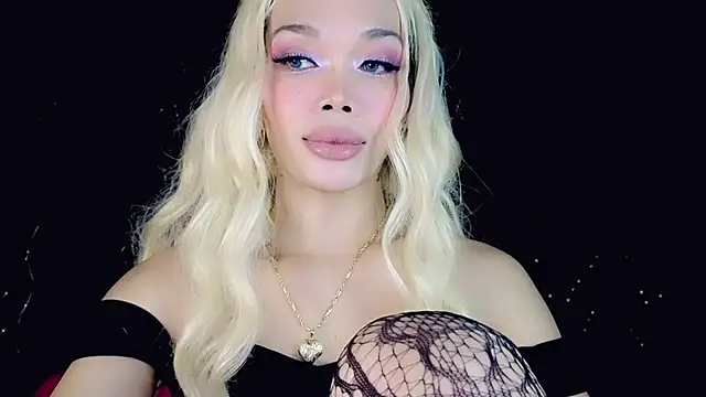 YOURHOT_STUFF Live Web Cam Show