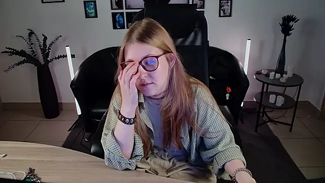 lanafitch webcam