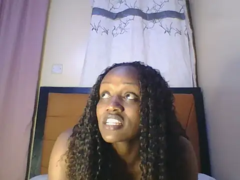 Nina_Maya webcam