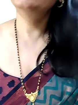 Yazhini-Cam webcam