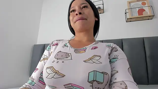 MaraOwen_ webcam