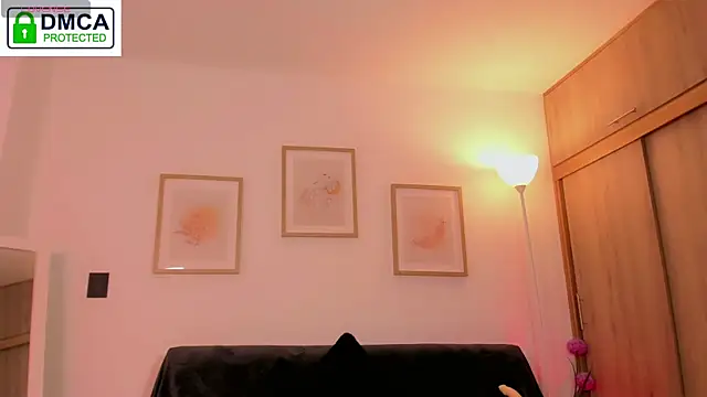 aleja_montiel__ webcam