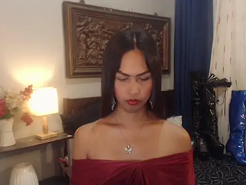 Nathalieheartt webcam