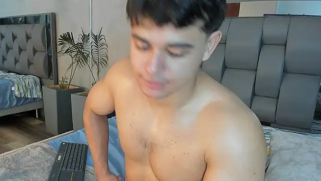 Charlie___Musk webcam