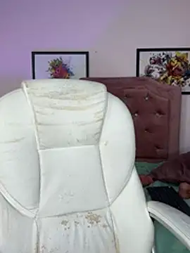 Selenee23 webcam