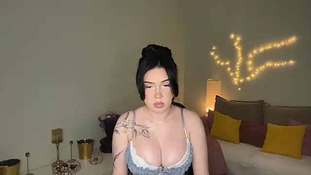 mistress_of_hearts webcam
