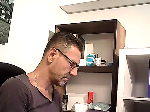 mastercharisma35 webcam