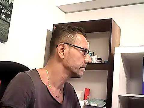 mastercharisma35 webcam