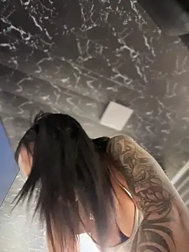 isabella-teen - Isabella-Teen's free webcam - UK Sex Cams