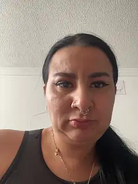 Abril_Luv webcam