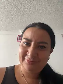 Abril_Luv webcam