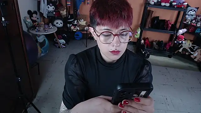 MissMiia2 webcam