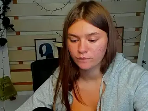 Josephine_Kiss webcam
