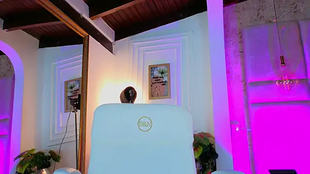 AlessiaLondon webcam