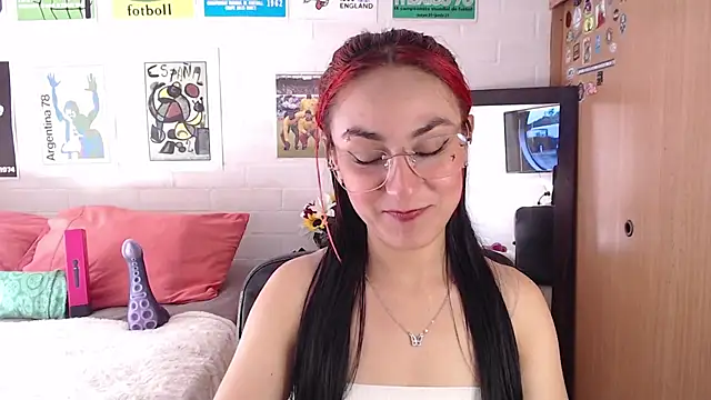 Amy66 webcam