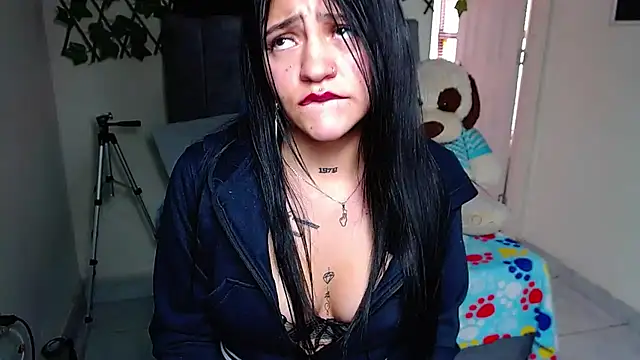 Violettasquirt webcam