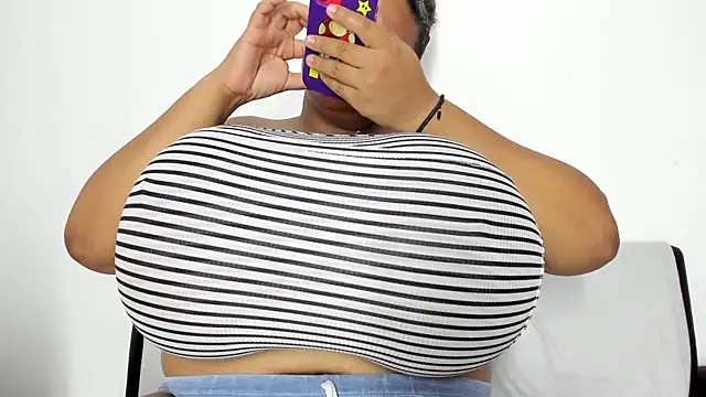 bigmom69_ webcam