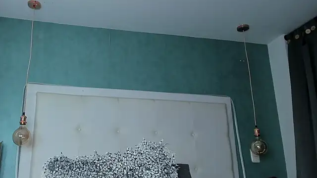 mia_gomez7