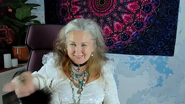 LilaMaharani webcam