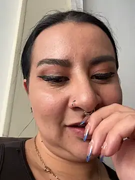 Abril_Luv webcam