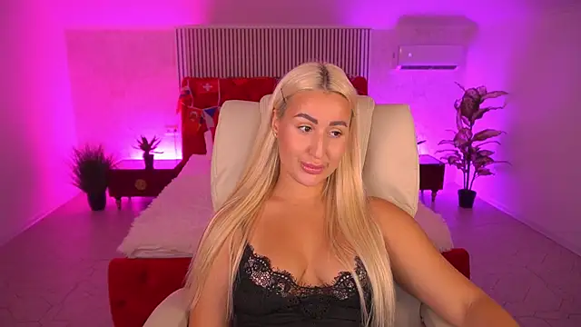 LiaBrazzerr webcam