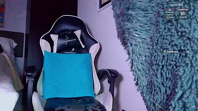 the_dog_lian webcam