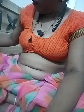 Menka_cut34 webcam